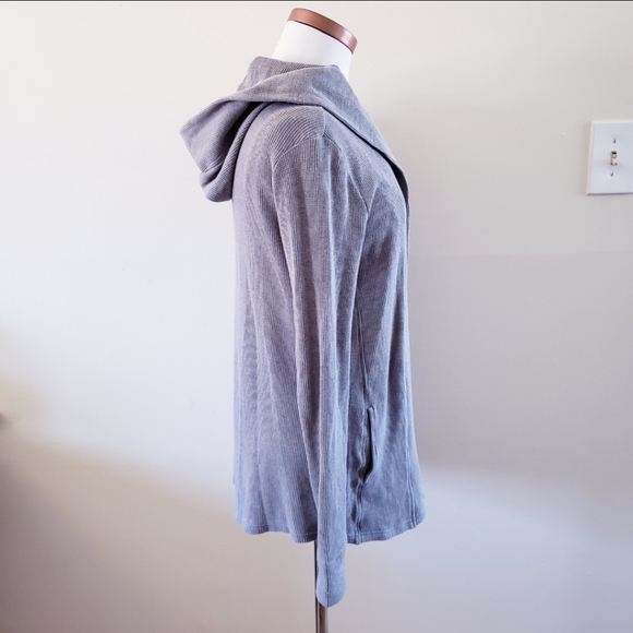 10TREE WAFFLE ORGANIC COTTON BLEND HOODED CARDIGAN IN Taupe - S - Picture 9 of 12